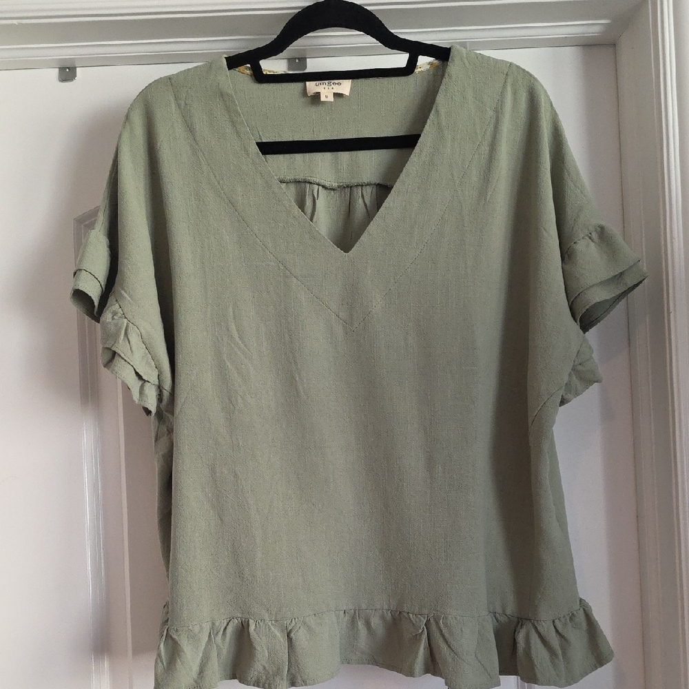NWT Umgee Medium Sage Green V-Neck Ruffle Blouse